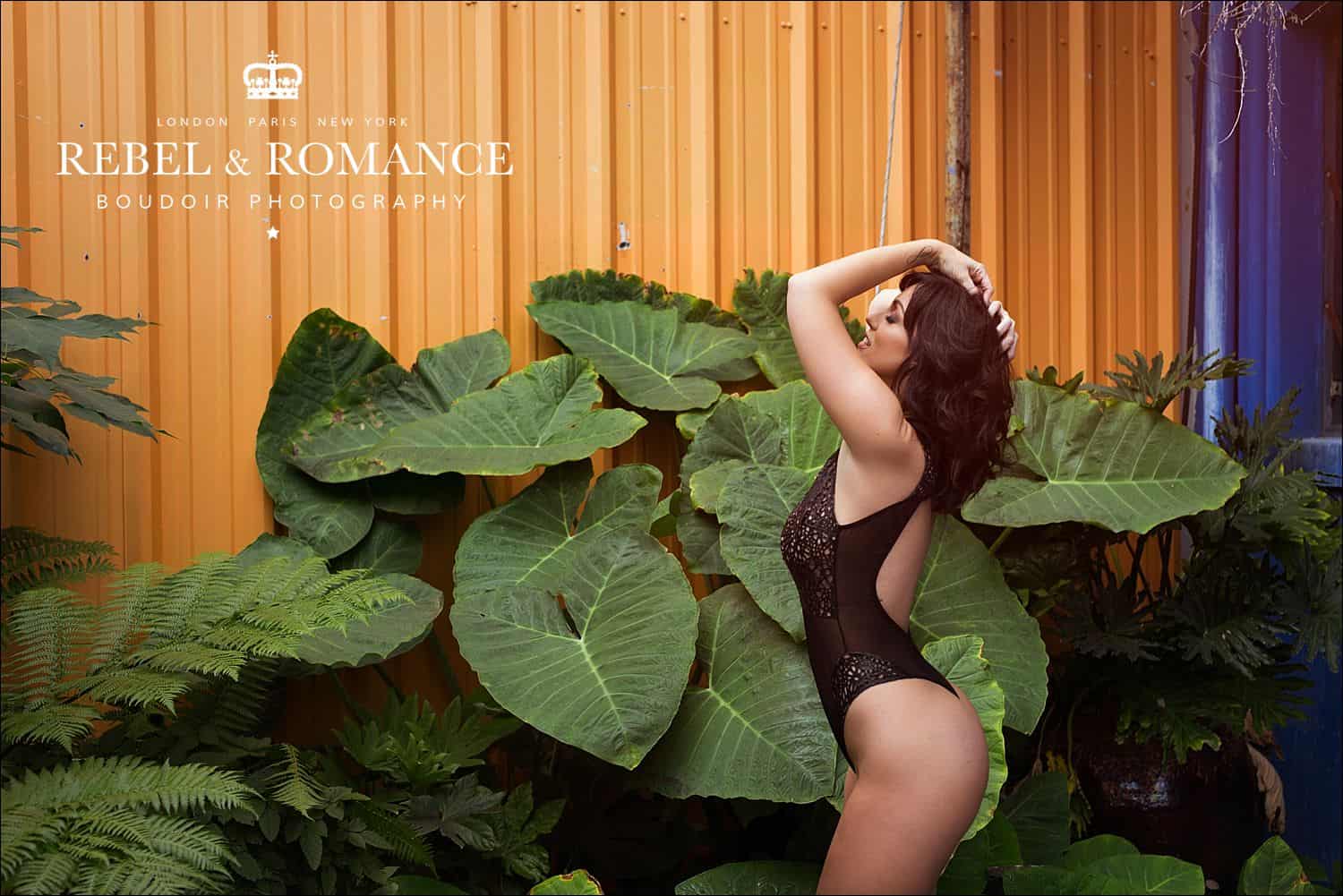tropical lingerie photoshoot with brunette mom