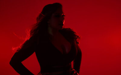 IN THE RED ROOM: A curvy boudoir photoshoot (featuring a leopard and snake)